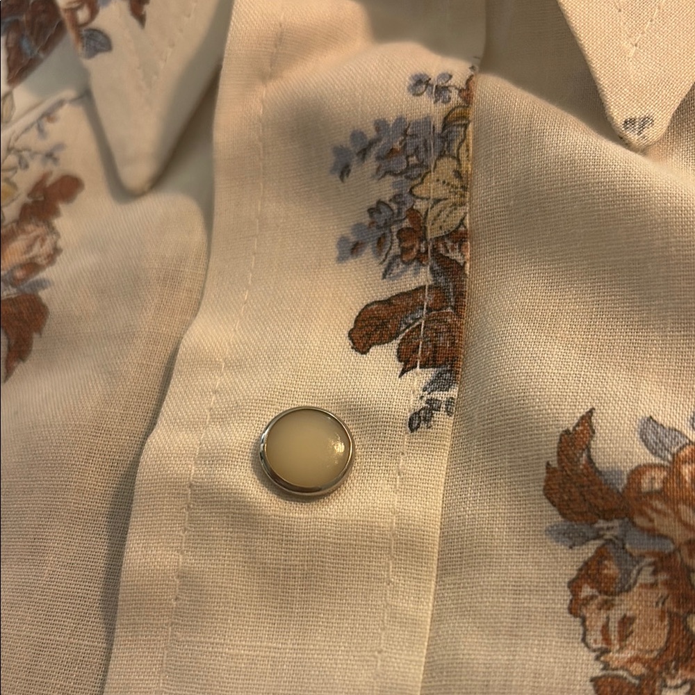 Off White Vintage Rustic Floral Print Western Shirt - Picture 12 of 15